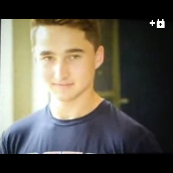 Meet your Posher, Peter - Picture 1 of 1